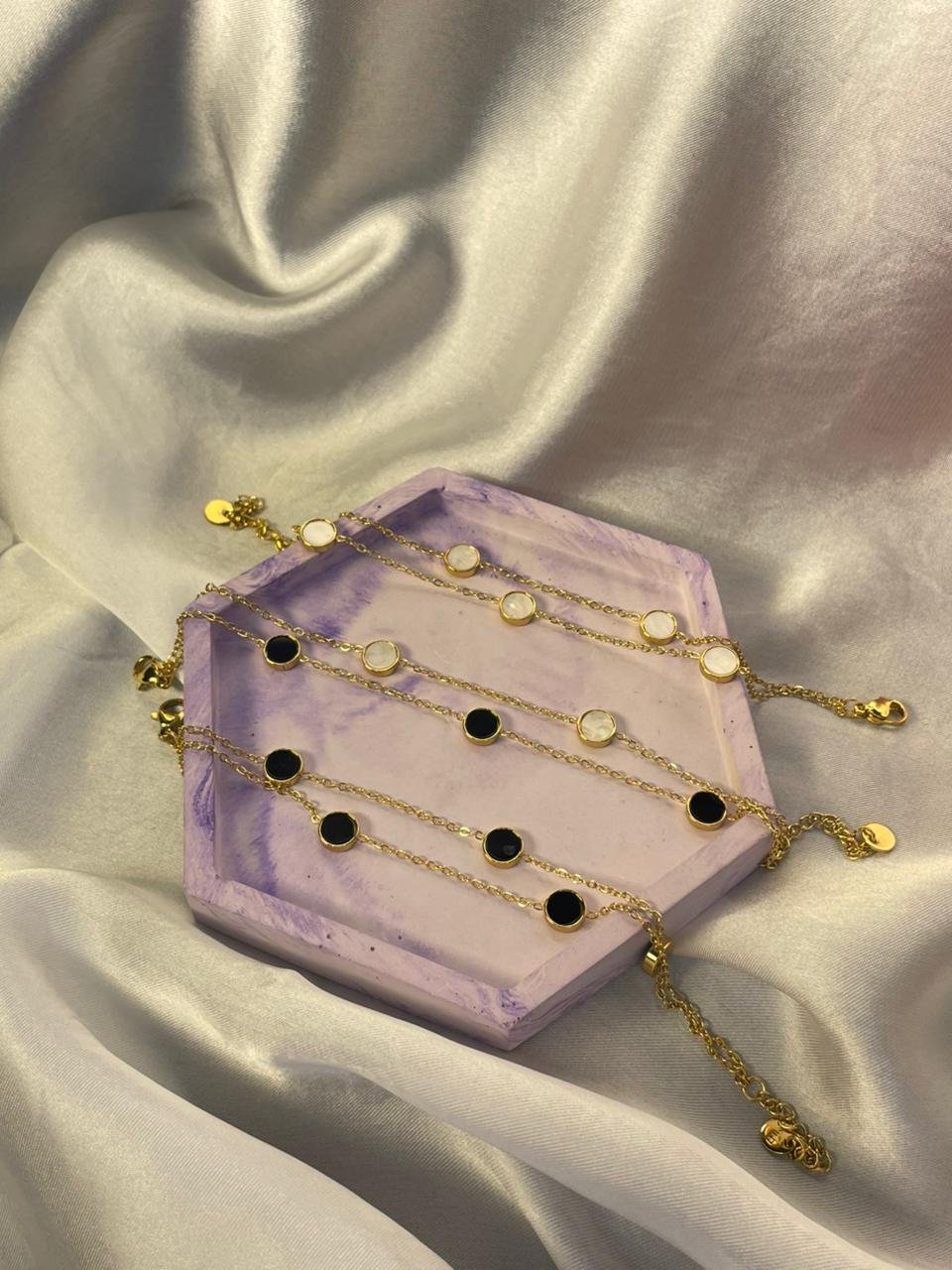 This Is Spark Luxe Bracelet for Women. It is long lasting, anti tarnish and waterproof. It comes in 3 colors